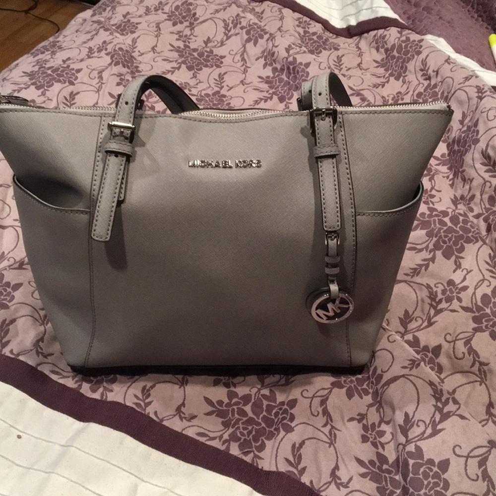 Michael Kors Jet Set Bag
